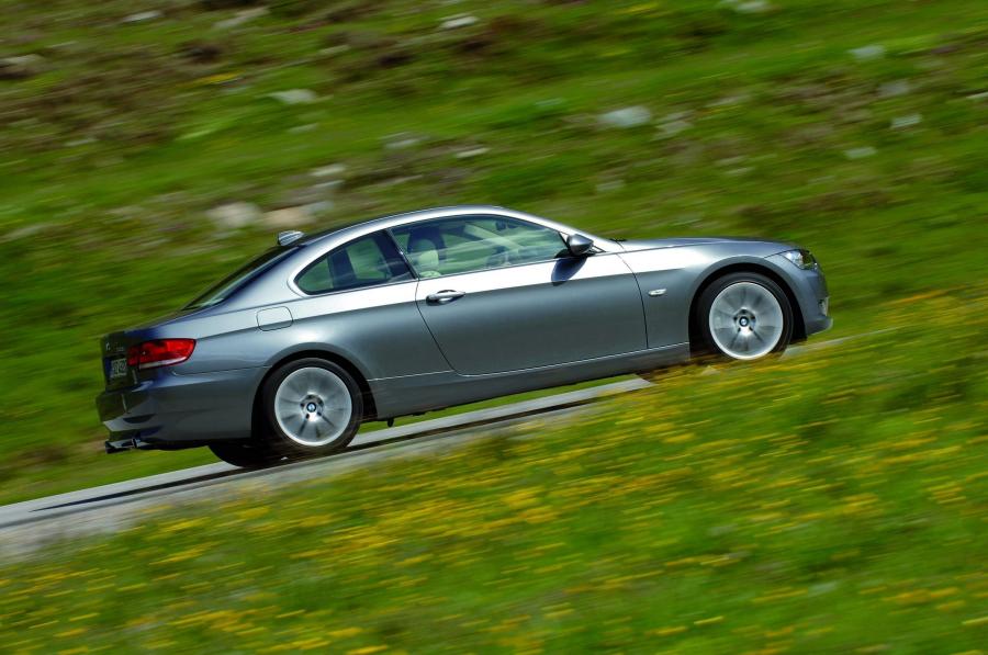  BMW 3-Series Coupe 2007 года  (фото 76 из 219)